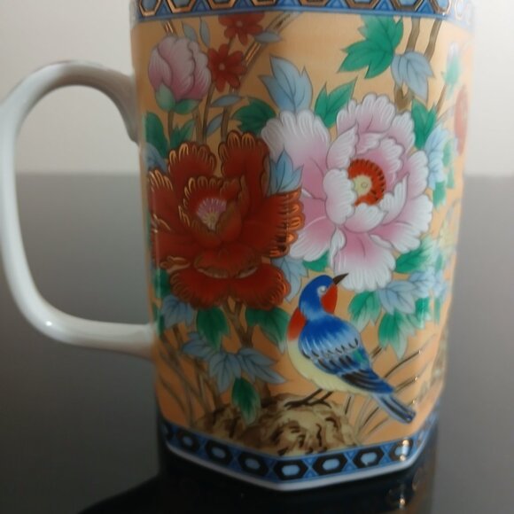 four tea or coffee cups from China - Picture 7 of 11